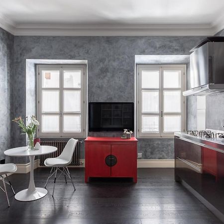Iflat A Sparkle Of Red In Trastevere Rome Exterior photo