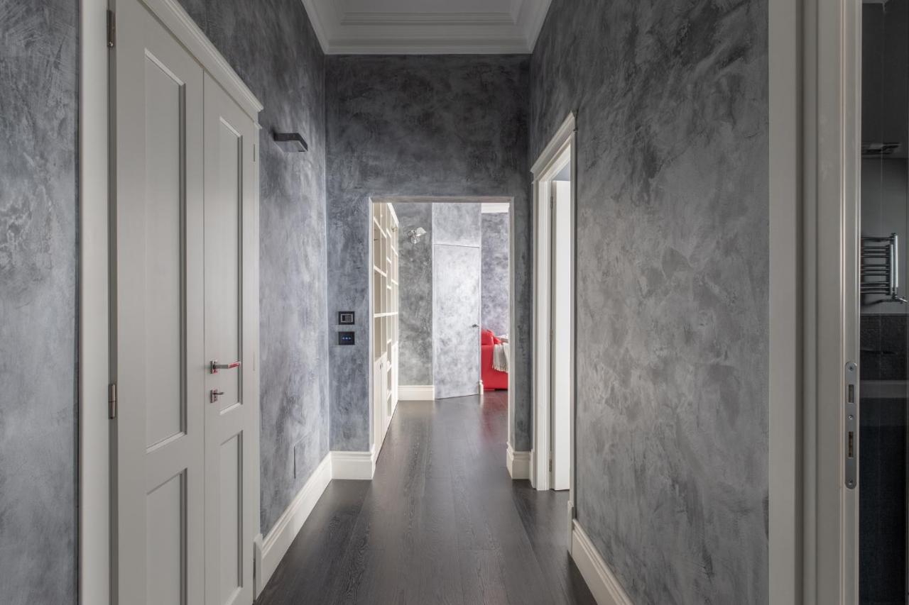 Iflat A Sparkle Of Red In Trastevere Rome Exterior photo
